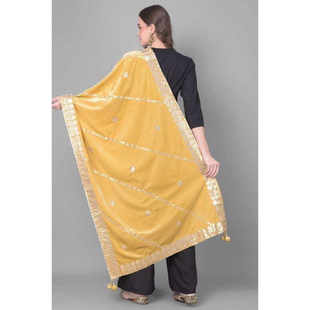 Generic Women's Velvet Gotta Patti Dupatta (Gold, Length: 2.25 to 2.50 Mtr) - Image 4