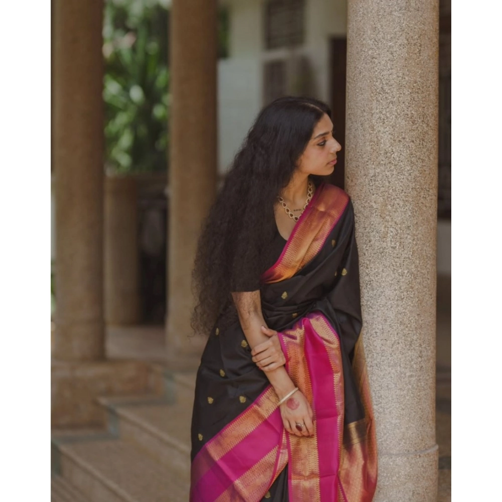 Generic Women's Silk Printed Saree With Unstitched Blouse 5.5Mtr (Black-Pink) - Image 3