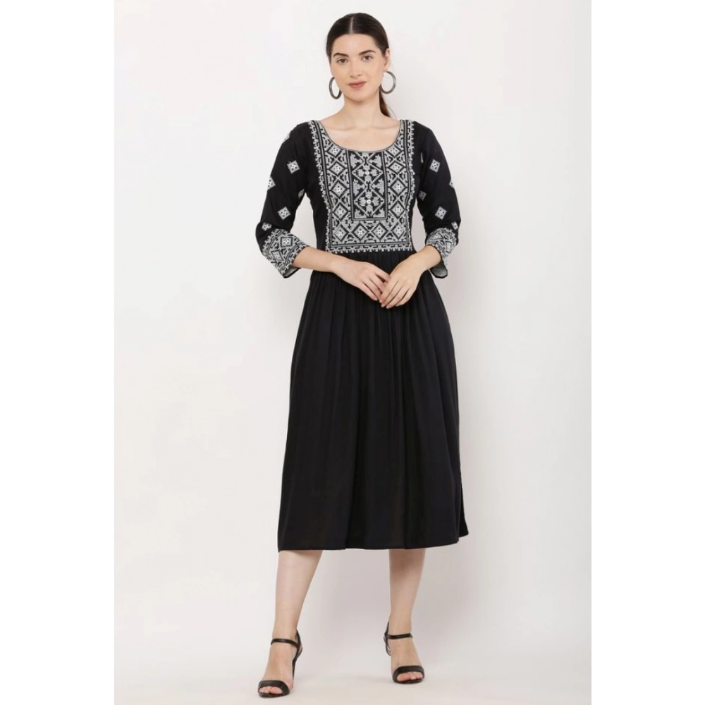 Generic Women's Casual Rayon 3-4th Sleeves Kurti (Black) - Image 4