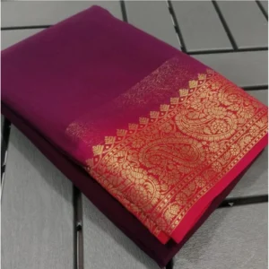 Generic Women's Crepe Chit Pallu Solid Saree With Unstitched Blouse 5.5Mtr (Pink)