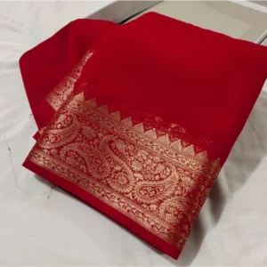 Generic Women's Crepe Chit Pallu Solid Saree With Unstitched Blouse 5.5Mtr (Red)