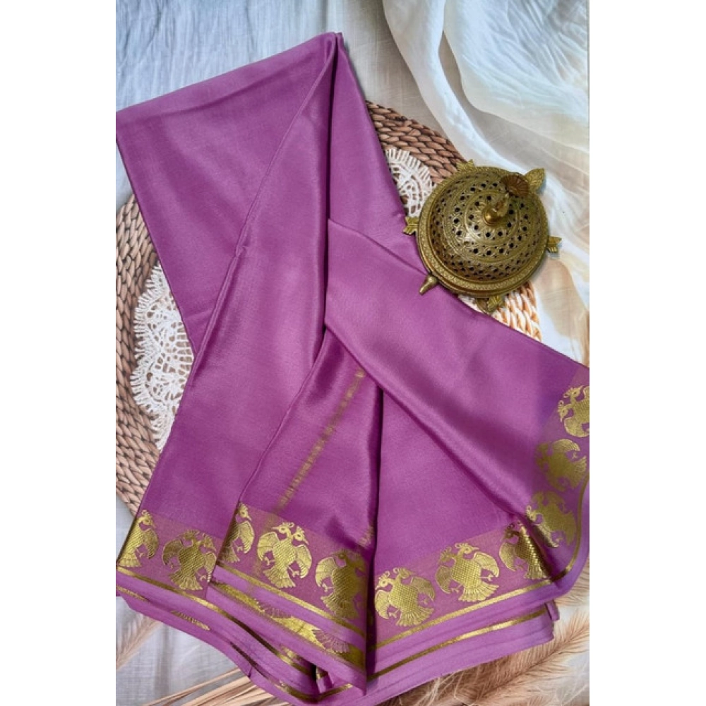 Generic Women's Crepe Chit Pallu Solid Saree With Unstitched Blouse 5.5Mtr (Pink) - Image 2