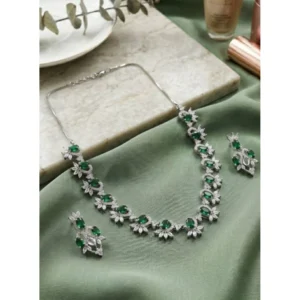 Generic Women's Brass Silver Plated Necklace set (Green)